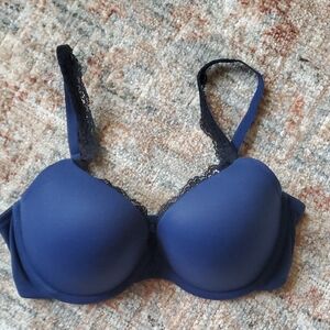 Soma Navy Bra with Black Lace Trim 36c